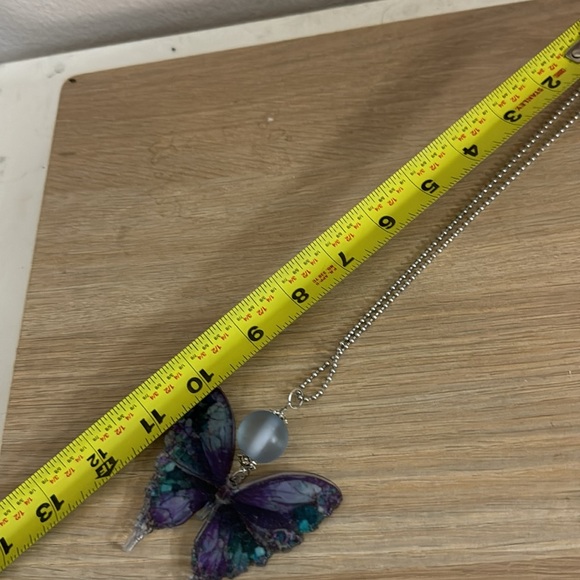 NWOT Crystal like 2 Face Hand Painted Butterfly Crystal Ball Like Necklace - Picture 17 of 17